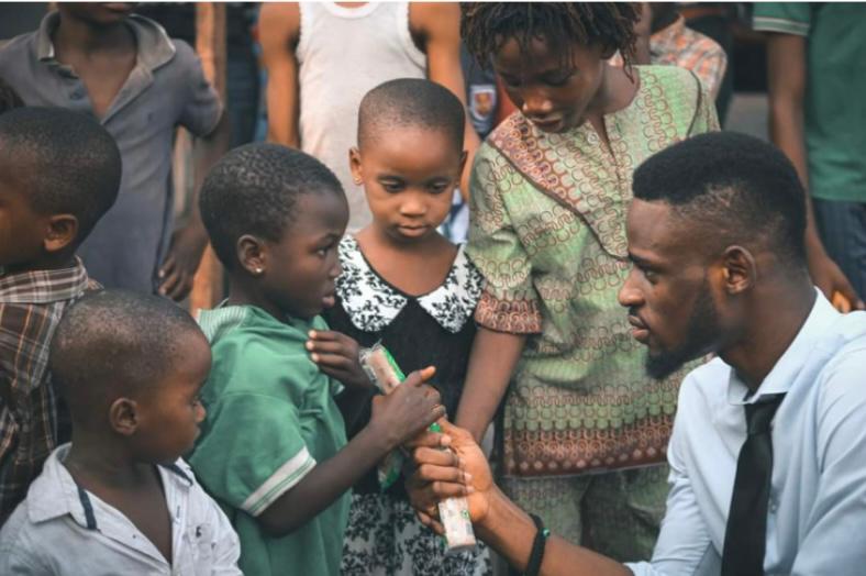 Tunde Onakoya: Using chess to transform the lives of slum Nigerian kids