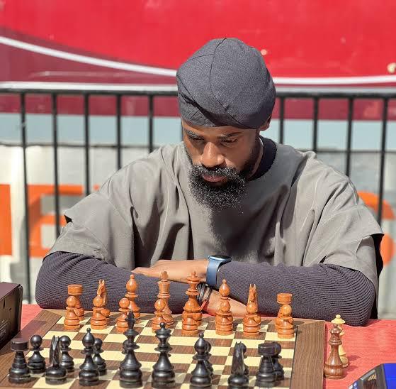 Tunde Onakoya: Using chess to transform the lives of slum Nigerian kids