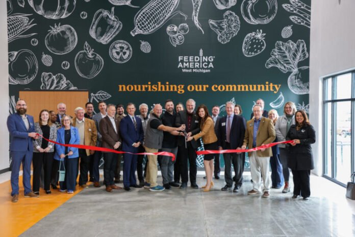 Feeding America opens new warehouse