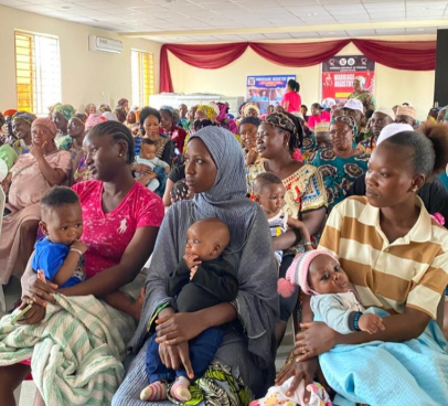 Pregnant women and nursing mothers attend a MRH Collective event